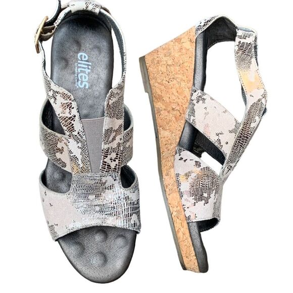 Walking Cradles Elites Cork Wedge Comfort Sandals Heels Metallic Women’s size 9 - Picture 1 of 15